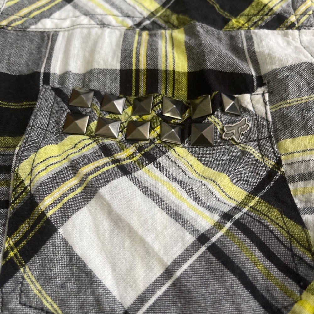 Yellow flannel - Picture 2 of 2